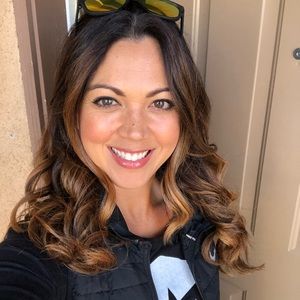 Meet your Posher, Rebecca